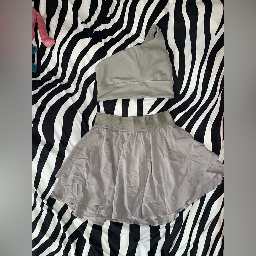 Lululemon align bra and court rival skirt bra set! Size 4-6